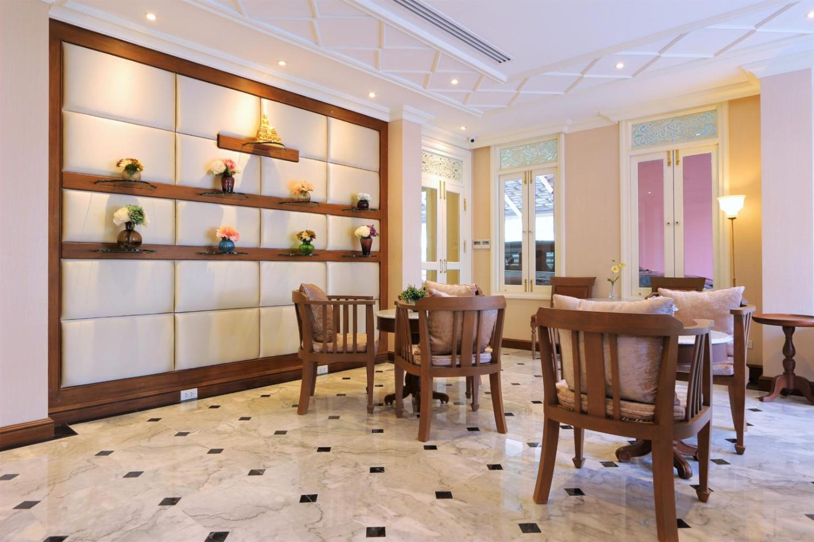 Hiranyakul House Hotel Bangkok Exterior photo